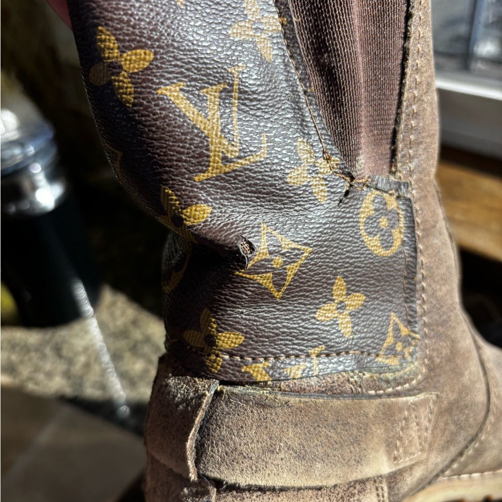 Timberland custom boots with Louis Vuitton detail - Picture 11 of 11